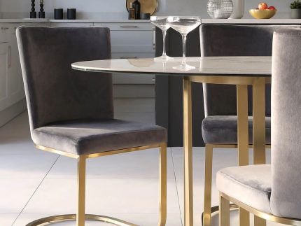 meja makan minimalis stainless