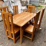 meja makan minimalis 6 kursi