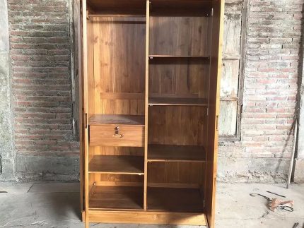 lemari pakaian 2 pintu