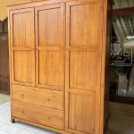 lemari pakaian 3 pintu