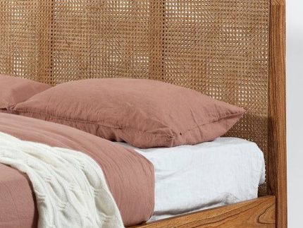 set kamar tidur minimalis