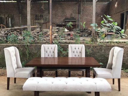 meja makan 5 kursi 1 bench sofa
