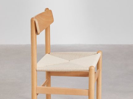 Kursi Makan Scandinavian Modern