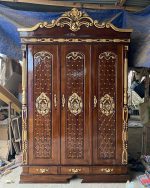 Lemari Pakaian 3 Pintu