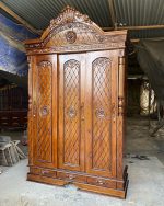 Lemari Pakaian 3 Pintu