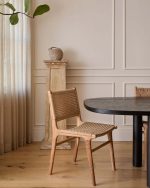 Aksara Kursi Cafe Kayu Jati