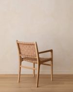 Armchair Anyaman Kulit Sintetis