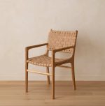 Armchair Anyaman Kulit Sintetis